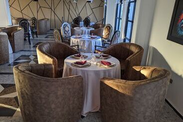 Marcsons Hotels And Resorts