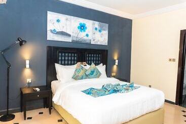 Marcsons Hotels And Resorts