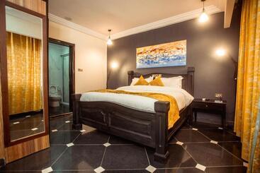 Marcsons Hotels And Resorts