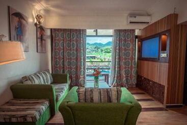 Marcsons Hotels And Resorts