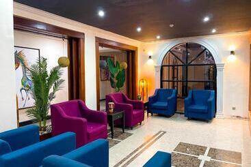Marcsons Hotels And Resorts