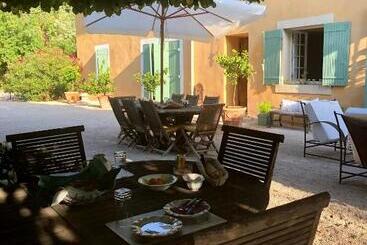 پانسیون Chambre D Hôtes Dallara