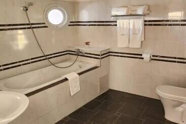 פנסיון Riad Ras Lafaa