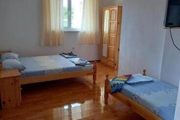 پانسیون Vili Marina Rooms