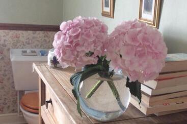 تختخواب و صبحانه Rosebank Guest House