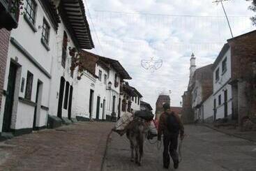 پانسیون Hostal Casa Del Frailejón   Café