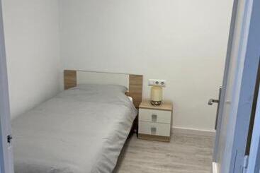 پانسیون Old Town Oliva Guest Apartment