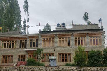 پانسیون Streamlet Homestay