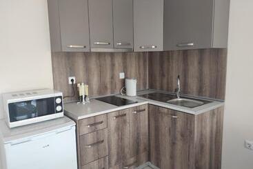 پانسیون Sunny House Apartments