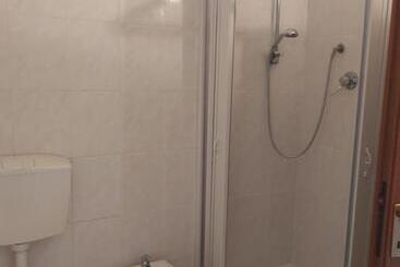 Appartamento Con Piscina E Tennis