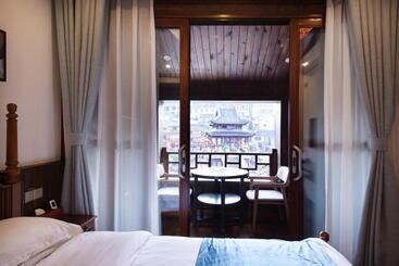 پانسیون Fenghuang Slowly Time Inn