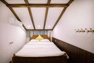پانسیون Fenghuang Slowly Time Inn