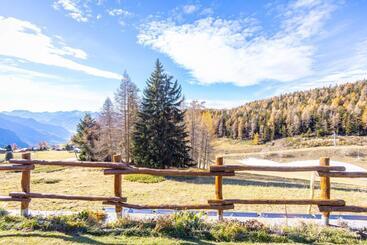 پانسیون Le Coin Des Mélèzes   Nature, Trek & Ski
