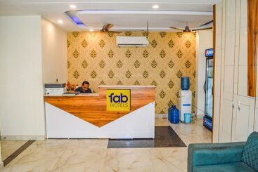 Fabhotel The Golf Inn
