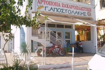 Apostolakis Rooms