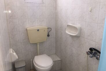 Apostolakis Rooms