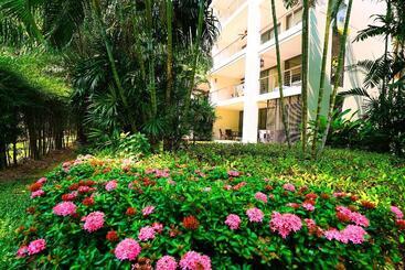 Casuarina Shores Apartment   Sha Plus
