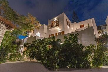 Edem Garden Residence By Estia