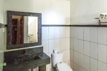 هتل Arjuna Homestay