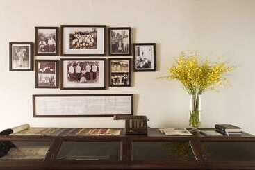 هتل Baan Luang Rajamaitri Historic Inn