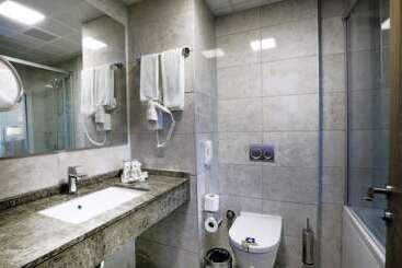 هتل Best Western Premier Karsiyaka Convention & Spa