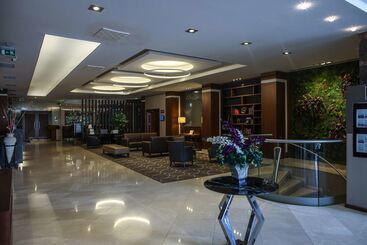 هتل Best Western Premier Karsiyaka Convention & Spa