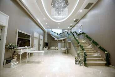 هتل Best Western Premier Karsiyaka Convention & Spa