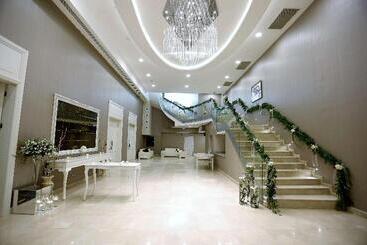 هتل Best Western Premier Karsiyaka Convention & Spa