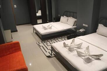 هتل Cloud 9 Lodge