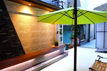 هتل Cloud 9 Lodge