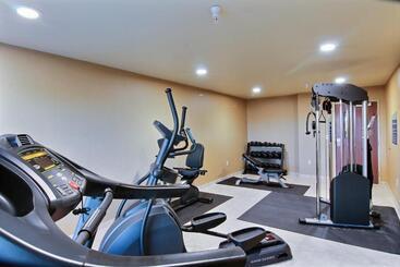 Cobblestone Hotel & Suites   Mccook