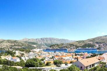 هتل Dubrovnik West View Apartment