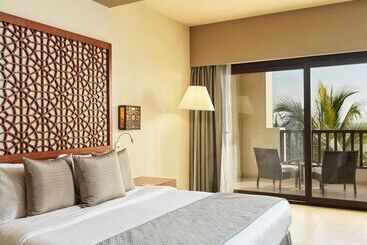 Fanar Hotel & Residences