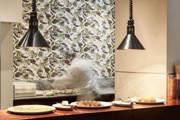 Fanar Hotel & Residences