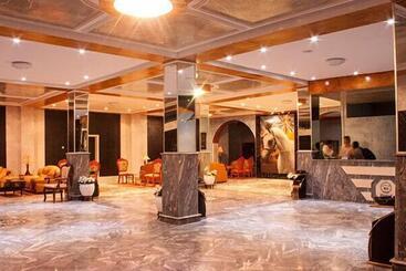 هتل Hôtel Semiramis City Center