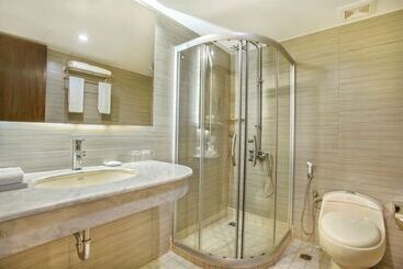 هتل Sea Pearl Beach Resort & Spa