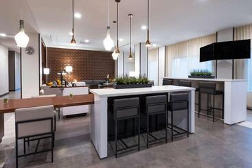 هتل Wingate By Wyndham Sidney