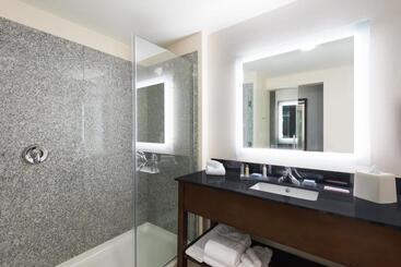 هتل Wingate By Wyndham Sidney