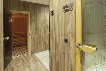 Lamec Hotel Business