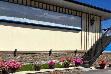 Riverside Motel Cache Creek