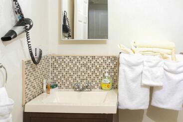 Spring Hotel Bequia