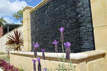 Ellard Bed & Breakfast