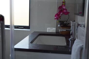 Ellard Bed & Breakfast