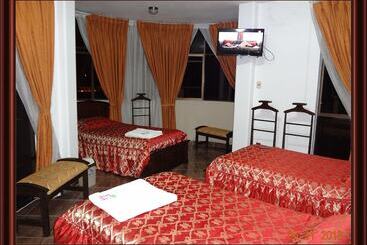 Hostelling Bustillo