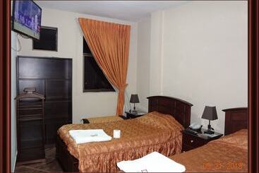 Hostelling Bustillo