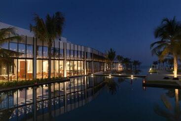 هتل Al Baleed Resort Salalah By Anantara