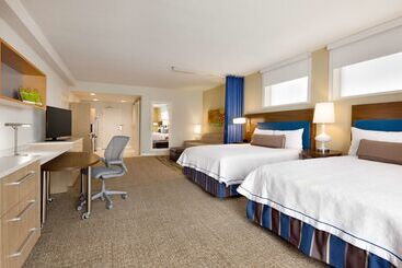 هتل Home2 Suites By Hilton Destin