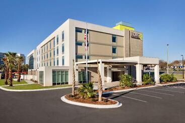 هتل Home2 Suites By Hilton Destin