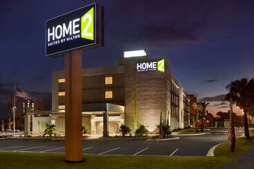 هتل Home2 Suites By Hilton Destin