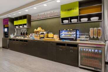 هتل Home2 Suites By Hilton Destin